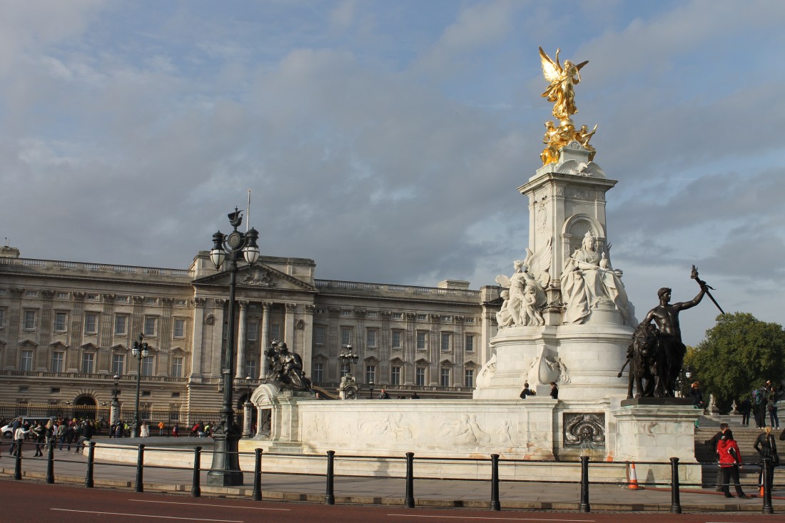 BF92B029-64E6-472C-B8C9-0227048756F4