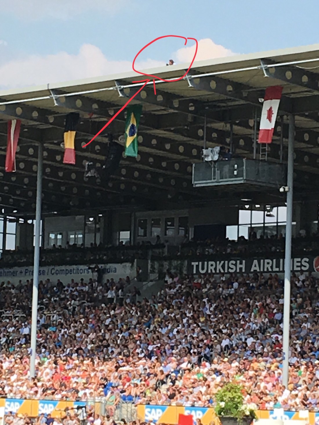 FCAC8F2B-9E1A-473B-A769-D5B786190668