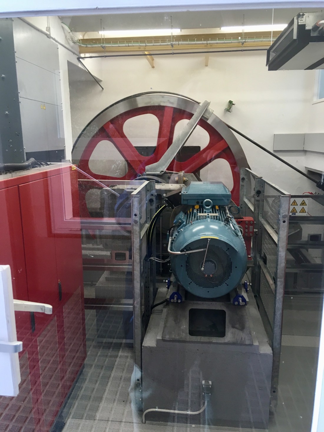 00661E4C-6AE5-49C3-88D0-71A1C83B781D